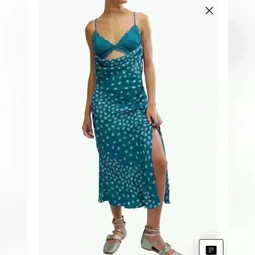Gossamer Glow Floral Print Cutout Lace Trim Nightgown